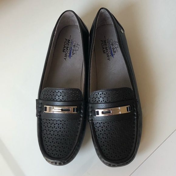 Life Stride Shoes - Life Stride Vienna 2, Black Must 91/2M NWT Life Stride Shoes - Life Stride Vienna 2, Black Must 91/2M NWT